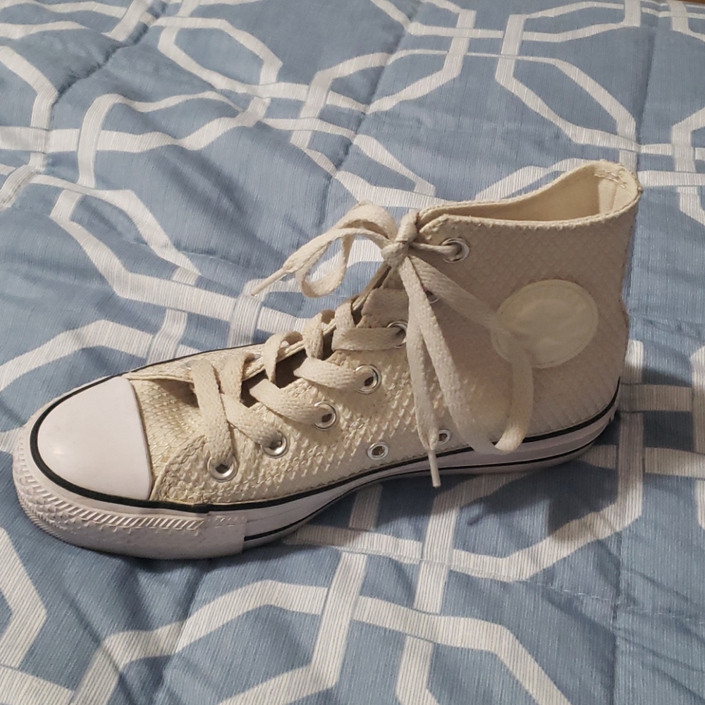 Shoes - Picture 3 of 3